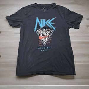 Nike Dri-Fit Running Wild T-shirt